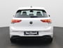 Volkswagen Golf 1.0 eTSI Life | Automaat | Stoel - Stuur Verwarming | Navigatie | Apple CarPlay/ Android Auto | Parkeersensoren | LMV | LED |