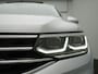 Volkswagen Tiguan 1.4 TSI Ehybrid Automaat - IQ light - Panoramisch schuif-kanteldak - ACC - Navigatie - Camera - Park Assist