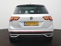 Volkswagen Tiguan 1.4 TSI Ehybrid Automaat - IQ light - Panoramisch schuif-kanteldak - ACC - Navigatie - Camera - Park Assist
