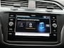 Volkswagen Tiguan 1.4 TSI Ehybrid Automaat - IQ light - Panoramisch schuif-kanteldak - ACC - Navigatie - Camera - Park Assist