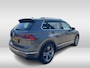 Volkswagen Tiguan 2.0 TSI 4Motion R-Line - Pano - Trekhaak - Navi - Camera - Stoelverwarming - Rijklaar