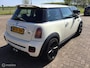 MINI Cooper S Mini 1.6 loopt goed koppeling hoog!