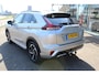 Mitsubishi Eclipse Cross 2.4-188pk PHEV 'Instyle'. Zeer nette en luxe Mitsubishi Eclipse plug-in-hybride, slechts 61.424km ! Autm. airco dual, adapt. cruise cntrl, Apple carplay/Android auto, trekhaak, telefoonvoorb., stoel- en achterbankverw., camera v+a, LED verl. etc. etc.