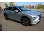 Mitsubishi Eclipse Cross 2.4-188pk PHEV 'Instyle'. Zeer nette en luxe Mitsubishi Eclipse plug-in-hybride, slechts 61.424km ! Autm. airco dual, adapt. cruise cntrl, Apple carplay/Android auto, trekhaak, telefoonvoorb., stoel- en achterbankverw., camera v+a, LED verl. etc. etc.