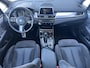 BMW 2-Serie Active Tourer 218i Executive M - Sport / Cruise Control / Stoelverwarming / Trekhaak (1.300KG) / Parkeer Pakket / Navigatie Full Map / Bluetooth /
