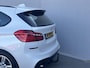 BMW 2-Serie Active Tourer 218i Executive M - Sport / Cruise Control / Stoelverwarming / Trekhaak (1.300KG) / Parkeer Pakket / Navigatie Full Map / Bluetooth /