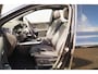 Mercedes-Benz B-klasse 180 Automaat Business Solution AMG -PANO-LED-ECC-