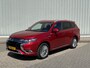 Mitsubishi Outlander 2.4 PHEV Instyle / Dealer onderhouden / Lederen bekleding / Trekhaak 1500KG trekgewicht / All Season banden / Full LED / Navigatie / Apple CarPlay/Android Auto /