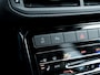 Volkswagen T-Cross 1.0 TSI Life | Origineel NL | Virtual Cockpit | Stoelverwarming | Camera | Black Optic | Adaptieve Cruise Control | Climate Control | Metallic Lak | Bi-Tone Lichtmetalen Velgen | Apple Carplay | Android Auto |