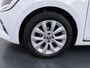 Renault Clio TCe 100 Zen | Navigatie | Parkeersensoren | Lichtmetalen velgen |