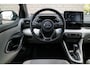 Toyota Yaris 1.5 Hybrid Bi-Tone | Camera | Carplay | Automaat! |
