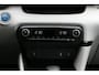 Toyota Yaris 1.5 Hybrid Bi-Tone | Camera | Carplay | Automaat! |