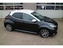 Toyota Yaris 1.5 Hybrid Bi-Tone | Camera | Carplay | Automaat! |