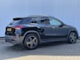 Mercedes-Benz GLA 200 164pk Solution AMG Memory Pano.dak Sfeerverl Hoogzitter Uitstraling!