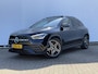 Mercedes-Benz GLA 200 164pk Solution AMG Memory Pano.dak Sfeerverl Hoogzitter Uitstraling!