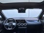 Mercedes-Benz GLA 200 164pk Solution AMG Memory Pano.dak Sfeerverl Hoogzitter Uitstraling!