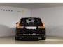 Volvo V60 T6 350PK Automaat Plug-in Hybrid Essential Bright / Navigatie / Adaptive cruise control / Leren bekleding / Achteruitrijcamera / Stuur & Stoelverwarming / Stoelverwarming achter / Trekhaak