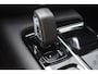 Volvo V60 T6 350PK Automaat Plug-in Hybrid Essential Bright / Navigatie / Adaptive cruise control / Leren bekleding / Achteruitrijcamera / Stuur & Stoelverwarming / Stoelverwarming achter / Trekhaak