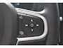 Volvo V60 T6 350PK Automaat Plug-in Hybrid Essential Bright / Navigatie / Adaptive cruise control / Leren bekleding / Achteruitrijcamera / Stuur & Stoelverwarming / Stoelverwarming achter / Trekhaak