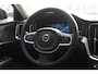 Volvo V60 T6 350PK Automaat Plug-in Hybrid Essential Bright / Navigatie / Adaptive cruise control / Leren bekleding / Achteruitrijcamera / Stuur & Stoelverwarming / Stoelverwarming achter / Trekhaak