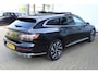 Volkswagen Arteon Shooting Brake 1.4 TSI eHybrid R-Line Business+ | Incl. 12 maanden Garantie | Panorama dak | Elektrisch wegklapbare trekhaak | Stoelverwarming voor + achter | Stuurverwarming | 360* Camera | Dodehoeksensoren | Adaptieve cruise | Keyless entry/start | Elektrisch verstelbare stoelen met memory | Elektrische kofferbakklep | Apple CarPlay/Android Auto | Dodehoeksensoren | Standkachel | Automatisch inparkeren |