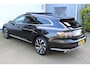 Volkswagen Arteon Shooting Brake 1.4 TSI eHybrid R-Line Business+ | Incl. 12 maanden Garantie | Panorama dak | Elektrisch wegklapbare trekhaak | Stoelverwarming voor + achter | Stuurverwarming | 360* Camera | Dodehoeksensoren | Adaptieve cruise | Keyless entry/start | Elektrisch verstelbare stoelen met memory | Elektrische kofferbakklep | Apple CarPlay/Android Auto | Dodehoeksensoren | Standkachel | Automatisch inparkeren |