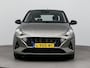 Hyundai i10 1.0 COMFORT | TWO TONE | NAVI via APPLE CAR PLAY & ANDROID AUTO | AIRCO | CRUISE | BLUETOOTH | ELEKTRISCHE RAMEN | CENTRALE DEURVERGRENDELING OP AFSTANDBED. |
