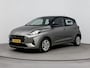 Hyundai i10 1.0 COMFORT | TWO TONE | NAVI via APPLE CAR PLAY & ANDROID AUTO | AIRCO | CRUISE | BLUETOOTH | ELEKTRISCHE RAMEN | CENTRALE DEURVERGRENDELING OP AFSTANDBED. |