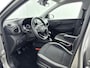 Hyundai i10 1.0 COMFORT | TWO TONE | NAVI via APPLE CAR PLAY & ANDROID AUTO | AIRCO | CRUISE | BLUETOOTH | ELEKTRISCHE RAMEN | CENTRALE DEURVERGRENDELING OP AFSTANDBED. |