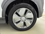 Hyundai Kona Electric EV PREMIUM 64 kWh | 3- FASE | NAVI | CLIMA | ADAPT. CRUISE | CAMERA | HUD | LEDER | STUUR- & STOELVERWARMING | WARMTEPOMP | PRIVACY GLASS | WLTP 481 KM! |