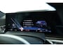 BMW X5 xDrive50e M-Sport Pro ''OP AFSPRAAK'' | Adapt. Cruise | Competition Stoelen | Carbon | Massage | Softclose | 4-wielsturing | Trekhaak | Pano | Harman & Kardon | HUD