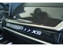 BMW X5 xDrive50e | Adapt. Cruise | Competition Stoelen | Carbon | Massage | Softclose | 4-wielsturing | Trekhaak | Pano | Harman & Kardon | HUD