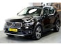Volvo XC40 1.5 T5 Recharge 193kW/262pk DCT7 Inscription EL.TREKHAAK + BLIS + CAMERA + LEER + NAVI SENSUS + SPORTSTOELEN + CRUISE CONTROL + LANE ASSIST + LENDESTEUN + DAB AUDIO + KEYLESS ENTRY&GO + LED KOPLAMPEN + MISTLAMPEN + PARKSENSOREN + 19" LM-VELGEN!!