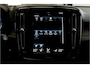 Volvo XC40 1.5 T5 Recharge 193kW/262pk DCT7 Inscription EL.TREKHAAK + BLIS + CAMERA + LEER + NAVI SENSUS + SPORTSTOELEN + CRUISE CONTROL + LANE ASSIST + LENDESTEUN + DAB AUDIO + KEYLESS ENTRY&GO + LED KOPLAMPEN + MISTLAMPEN + PARKSENSOREN + 19" LM-VELGEN!!