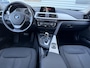 BMW 3-Serie 318i Essential Navi|Clima|Cruise|PDC|Dealer Onderhouden|LM Velgen|N.A.P|APK tot 08-2026