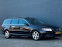 Volvo V70 2.0 T5|XENON|6BAK|NAVI|LEDER|PSENSOR|TREKHAAK|2XSLEUTELS|BOEKJES|TOPONDERHOUDEN