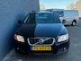 Volvo V70 2.0 T5|XENON|6BAK|NAVI|LEDER|PSENSOR|TREKHAAK|2XSLEUTELS|BOEKJES|TOPONDERHOUDEN