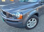 Volvo XC90 2.5 T Momentum, netto € 12.350, smetteloze staat, bijtelvriendelijk!