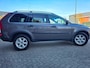 Volvo XC90 2.5 T Momentum, netto € 12.350, smetteloze staat, bijtelvriendelijk!
