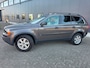 Volvo XC90 2.5 T Momentum, netto € 12.350, smetteloze staat, bijtelvriendelijk!