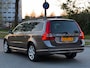 Volvo V70 2.0D Summum|6BAK|CAMERA|NAVI|MEMMORIE|DODEHOEK|TREKHAAK|PDC