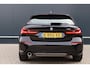 BMW 1-Serie 116i Sportline Automaat | Adaptieve Cruise Control | Live Cockpit | Sportstoelen | Half Leer | Apple Carplay / Android Auto | Parkeersensoren | Sport Line