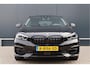 BMW 1-Serie 116i Sportline Automaat | Adaptieve Cruise Control | Live Cockpit | Sportstoelen | Half Leer | Apple Carplay / Android Auto | Parkeersensoren | Sport Line