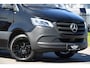 Mercedes-Benz Sprinter 316 2.2 CDI L2H2 Black Edition MARGE! Camera, Cruise, Carplay, LED, 10,5'' Mbux, 164pk, Standkachel, Stoelverwarming, Automaat, NAVI, Leder, Uniek!