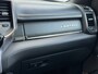 Dodge Ram 1500 5.7 V8 4x4 Crew Cab Limited , STERRENHEMEL , HUIF , GELE GORDELS , BLACK ON BLACK