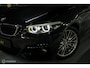 BMW 2-Serie Cabrio 220i | M sport | Stoelverw | Alcantara |