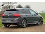 Volkswagen Golf 8 GTE Pano IQ light Head-up Trekhaak Black style ACC 19 inch (Inclusief BTW)