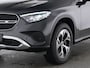 Mercedes-Benz GLC 300 e 4MATIC Plug-In Hybride Trekhaak | Ledkoplampen | Memory Voorstoelen | Stoel en Stuurverwarming | Parkeerpakket met achteruitcamera. Inclusief 24 maanden Mercedes-Benz Certified garantie voor Europa.