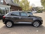 Volkswagen T-Roc 1.5 TSI DSG Style|navi|Stoelver.|PDC|Zwart dak