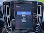 Volvo XC40 T2 Autom. Momentum Pro + Chroom + D-Glas + Nav + 18 inch Lmv - 2022